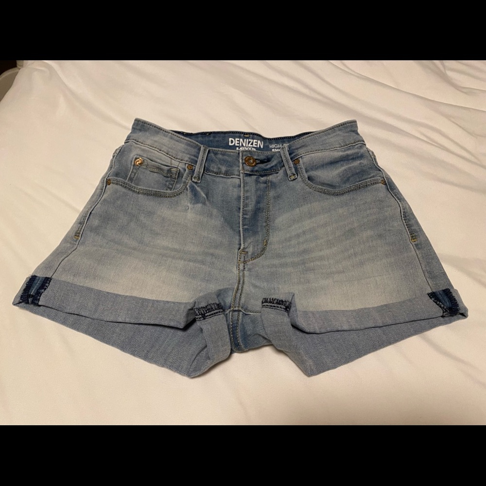Levi’s high-rise light wash jean shorts